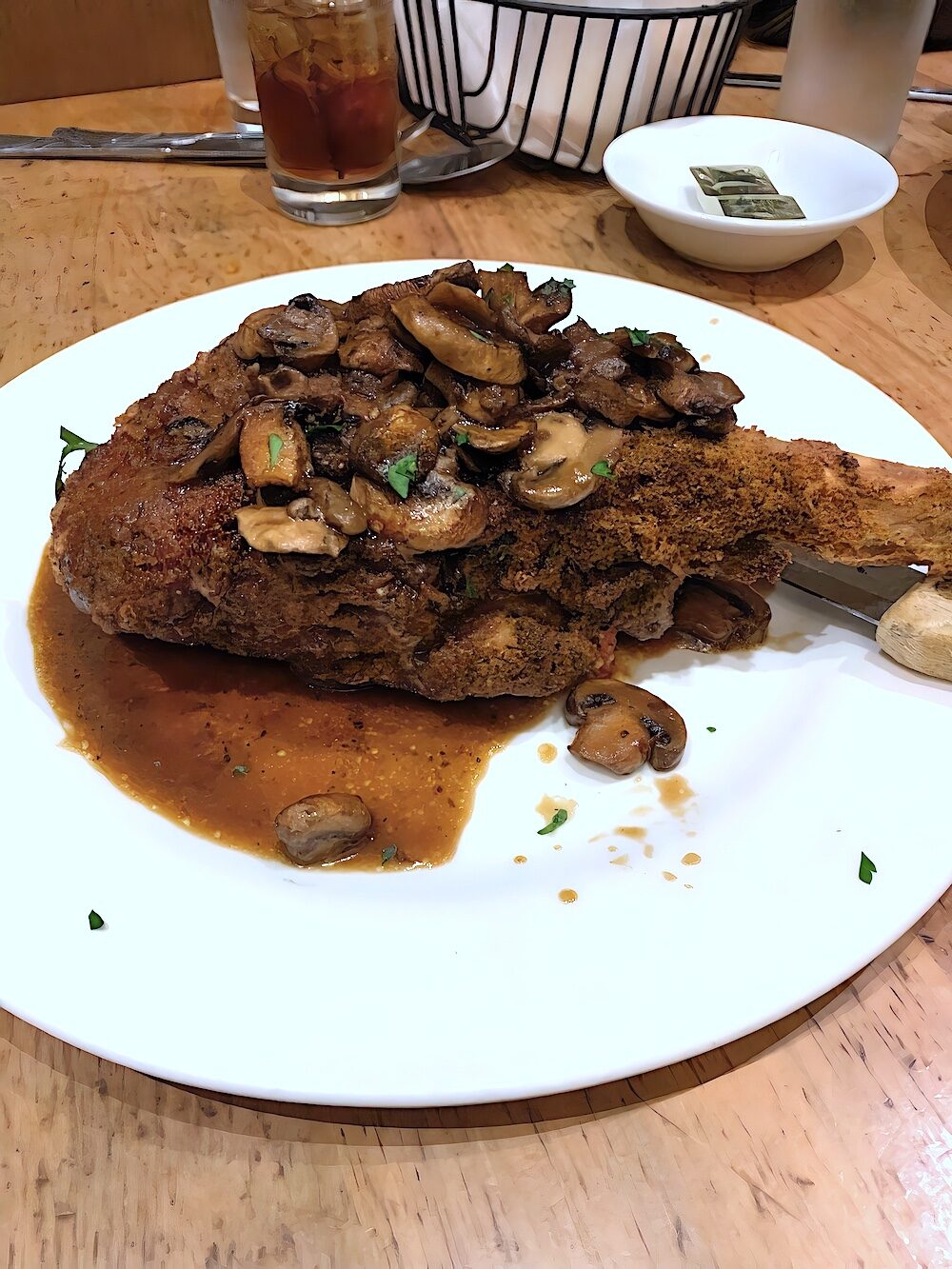 Entrée with sautéed mushrooms